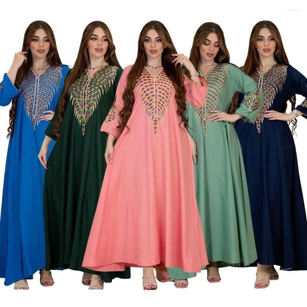 Abbigliamento etnico Abaya per le donne Moda musulmana Ricamo Sciolto Femme Robe Arabia Islam Abito da donna a trapezio Abaya Dubai