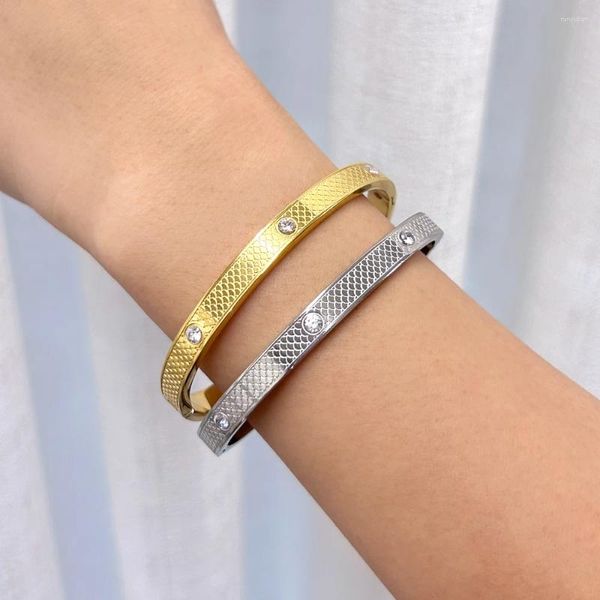 Bangle Budismo 6mm Grosso Gravar Pulseira de Aço Inoxidável Unissex Elegante PVD 18k Banhado Ouro Prata Pulso Jóias