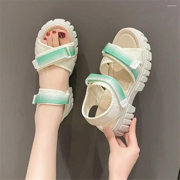 Terlik yuvarlak ayak parmağı boyutu 37 orijinal kadın spor ayakkabılar kadın sandalet çocuk ayakkabı spor için yazlık düşük maliyetli promosyon