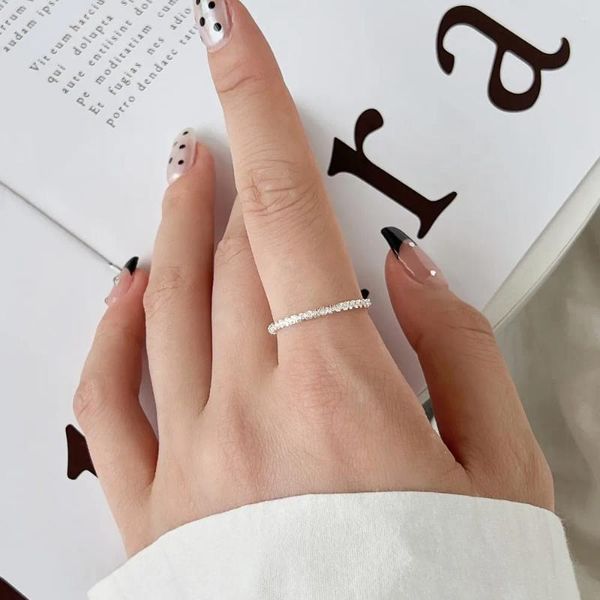 Küme Yüzükleri Karaçi'nin S925 Sterling Silver Ring, öğrenciler için kişiselleştirilmiş yıldızlı bir tasarım ve şık Instagram stiline sahiptir