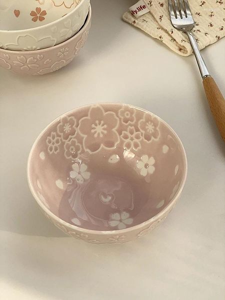 Tigelas estilo japonês e belo vento ins flor de cerejeira isolamento esmalte cerâmica café da manhã lanche tigela de arroz