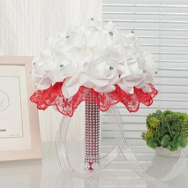 Декоративные цветы, держащие свадебные букеты с шелковой атласной лентой, искусственные розы для невесты