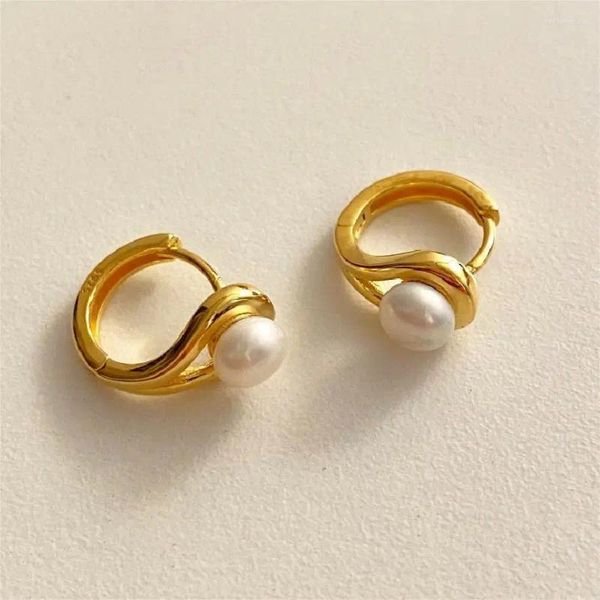 Orecchini a cerchio Shanice 925 Sterling Silver Cute Real Pearl for Women Abbraccio minimalista minuscolo Huggies Hoops Wedding Fashion Jewelr