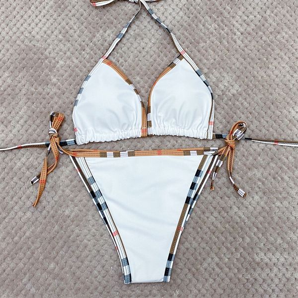 Bikini Check Designer Mayo Kadınlar Plajı Seyir Mayoları Kadın BeaB Banyo Kişisi Takım Takım Bikinis Seks Düşük Bel Moda Üçgen Baskılı Desen 692