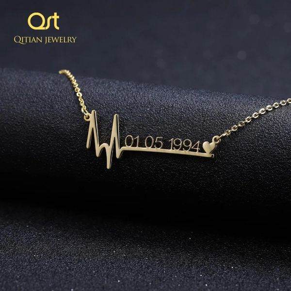 Colares Qitian Nome Colar Coração Em Forma de Coração Batida Colar Lockbone Cadeia Pingente Feminino Retro Colar Cadeia Jóias Acessórios Presente