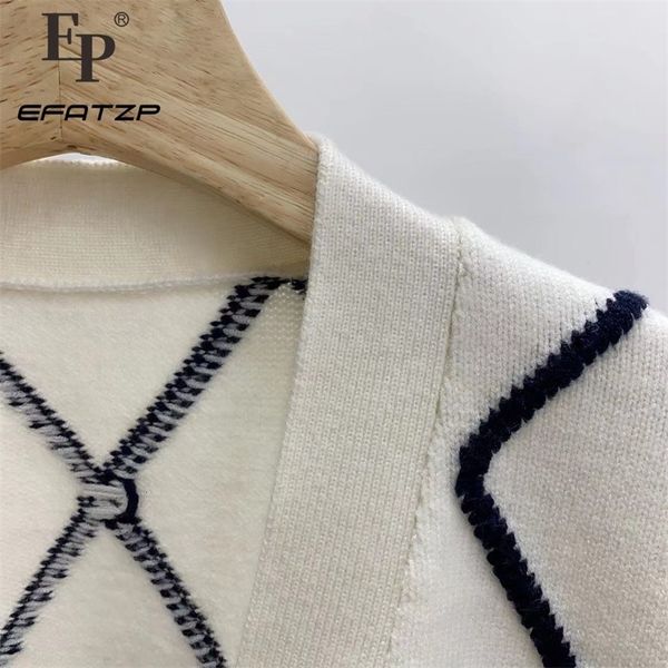 EFATZP жаккардовый вязаный кардиган в клетку с бриллиантами, женский однобортный свободный свитер с длинными рукавами и двойными карманами 240104