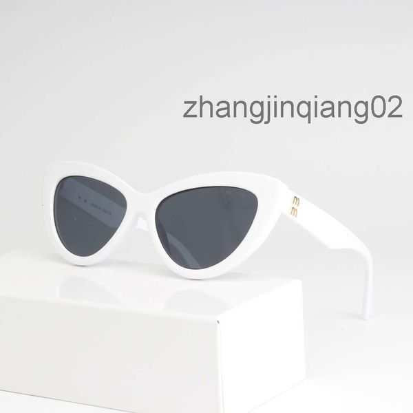 Designer Mui Mui Sonnenbrillen Zyklus Luxus Mode Sport Polarisiert Miui Miui Sonnenbrille Männer Frau Neu Vintage Fahren Strand Weiß Schwarz Schmetterling Quadratische Sonnenbrille