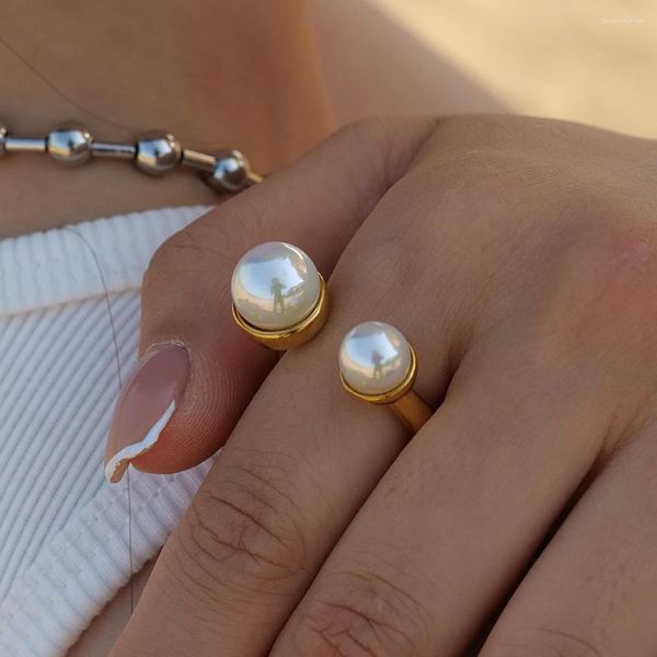 Cluster-Ringe Uworld Runde simulierte Perlen-Bolzenöffnungsring Mode Metall Goldener Schmuck verhindern Allergie für Frauen Geschenk