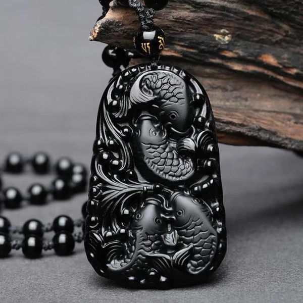Colgantes Obsidiana negra natural Cadena tallada en 3D Colgante de cuatro peces felices Amuleto de la suerte Collar Colgantes para mujeres y hombres Joyería de moda