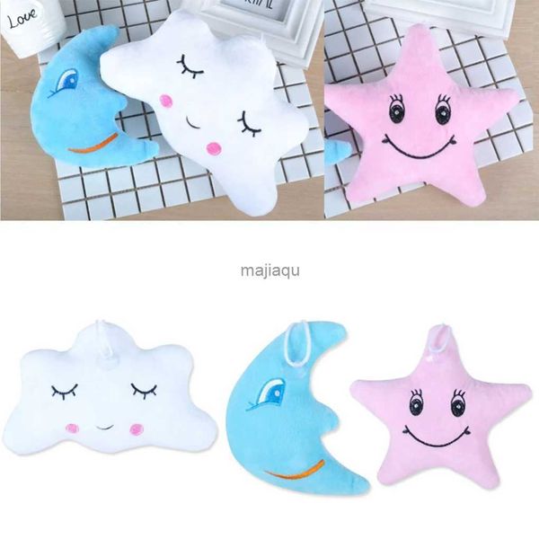 Cuscini New Cute Baby / Adult Moon Star Cloud Shape Emoticon Breve peluche Cuscino per pisolino Cuscino per bambole CiondoloL240110