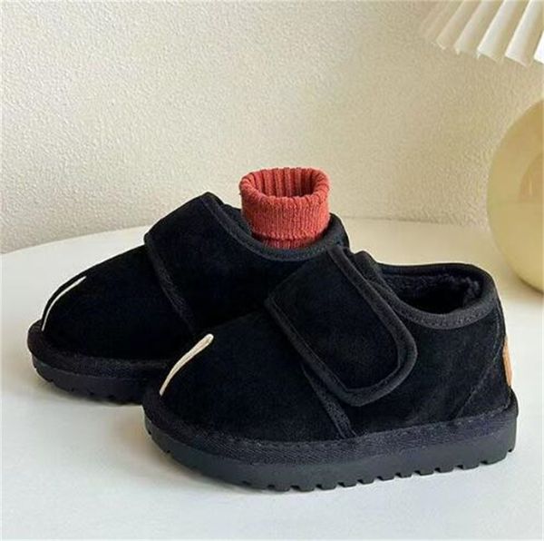 Kinder Baumwolle Schuhe Kurze Röhre Stiefel 2024 Winter Neue Jungen Schuhe Mädchen Schnee Stiefel Plüsch Warme Baumwolle Stiefel Flache Licht nicht-slip