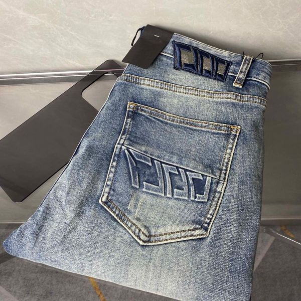 Jeans firmati da uomo Jeans da donna viola con fantasia 3D Scritte ricamate di alta qualità Jeans viola Pantaloni sportivi casual da uomo Pantaloni da motociclista Hip Hop