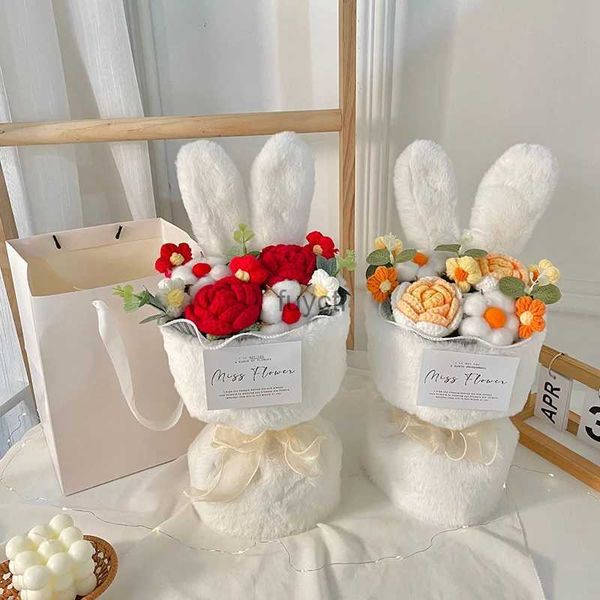 Outras artes e artesanato Buquê de formatura com saco de presente Kawaii Orelhas de coelho Buquê de flores de malha Decoração de festa de casamento Aniversário Presente de Dia dos Namorados YQ240111