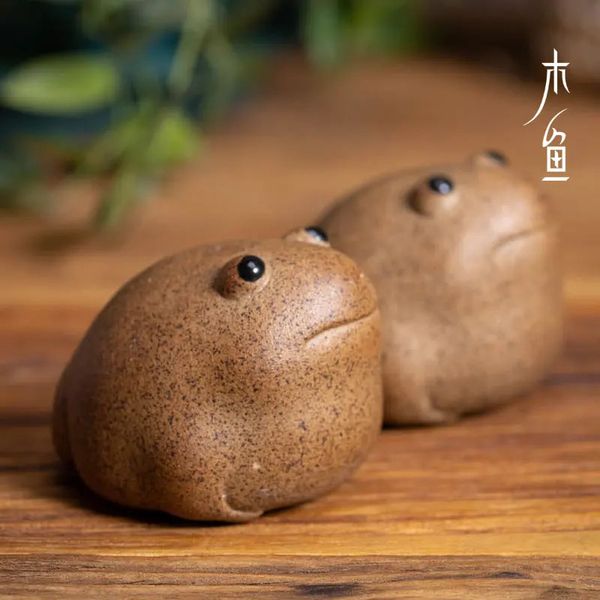 Грубая керамика Большие глаза Lucky Frog Tea Pet Zen Gongfu Чайный сервиз Jin Chan Ручная работа Китайские животные Симпатичные современный домашний декор 240110