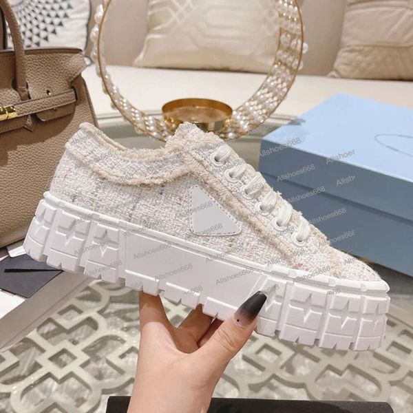 2024 Designer Sneakers Gabardine Nylon Scarpe casual Bra nd Wheel Scarpe da ginnastica Tela Donna Sneake Moda Piattaforma Solido Aumentare Scarpe Scarpe da esterno