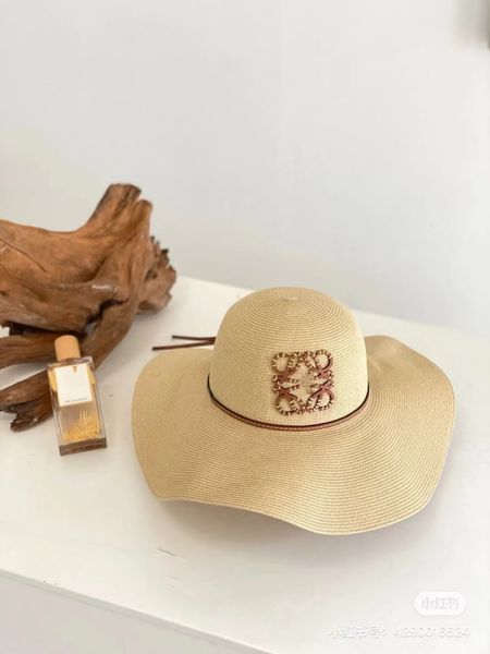 Lüks Moda Tasarımcı Hasır Şapka İlkbahar ve Sonbahar Kadın İşlemeli Kova Şapk Geniş Kök şapka Yaz Güneş Gölgesi Güneş Koruyucu Plaj Şapkası Moda Tasarımcı Şapkası