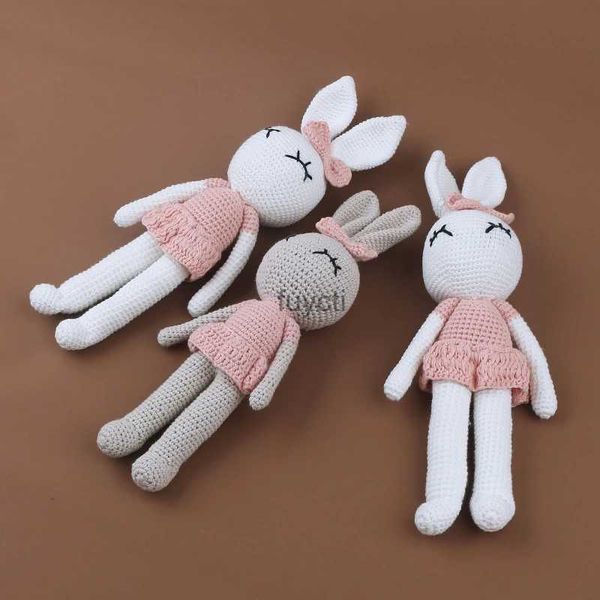 Altre arti e mestieri 1 pz Creativo fatto a mano a maglia Coniglio Bambola Animale Peluche ripiene Bambino Lenitivo Dormire Peluche Regali per bambini Compleanno YQ240111