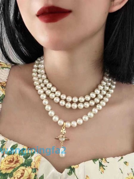 2024designer Imperatriz Ocidental Dowagernecklace Nana's Same Saturn Pearl Necklace 3d Ufo Planet e Elegante Multi Layered Neckchain Feminino