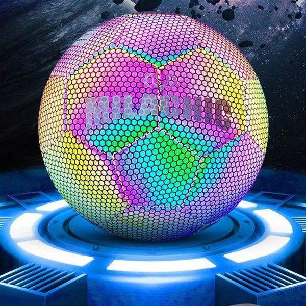 Pallone da calcio riflettente luminoso che si illumina al buio Pallone da calcio Croma Standard olografico Pallone da calcio incandescente Sport per bambini Adulti 240111