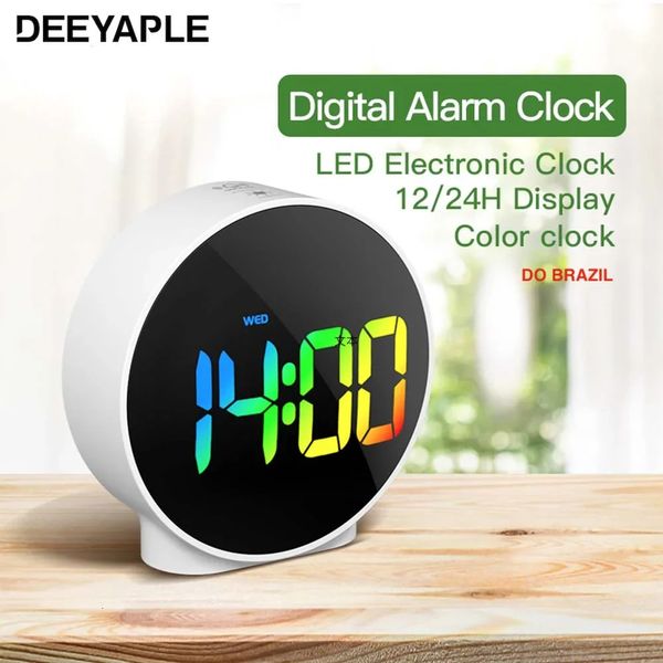 Deeyaple Renkli Çalar Saat Masa Saati Hafıza İşlevi 12 24H LED Dijital Masa Saatleri Çift Alarm Seconoze Yatak Odası Başucu Saati 240110