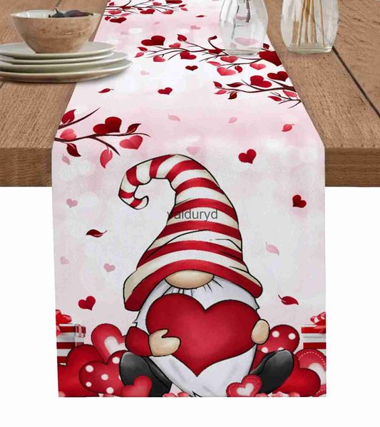 Masa Runner Valentine Hearts Gnome Masa Koşucuları Mutfak Yemek Dekorasyon Masa Koşucuları Düğün Partisi Masa Dekorvaiduryd