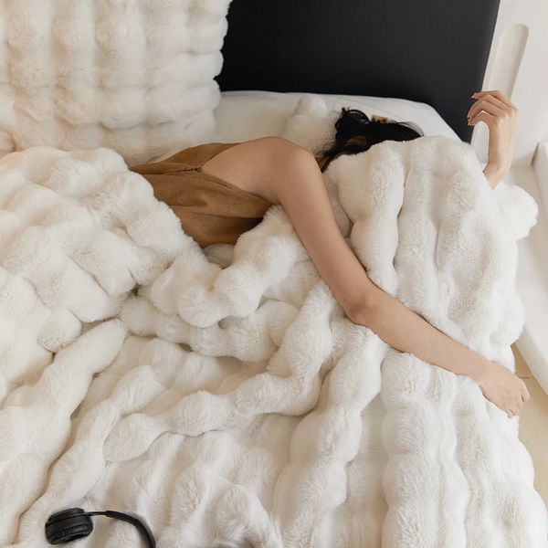 Battillo coperta in pelliccia sintetica coperta di lusso per il letto, pelliccia a trama semplice, spessa coperta invernale opaca, utilizzata per divano, coperta doppia, decorazione domestica 240111