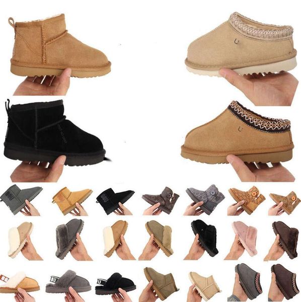 Stivali per bambini Tasman per bambini uggies Pantofole per bambini Tazz Scarpe prescolari Ciabatte in pelliccia di castagno Pelle di pecora Shearling Classic Ultra Mini Boot Ciabatte invernali rosa