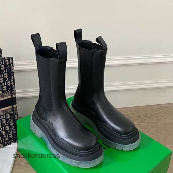 Boot Bottaega Venetas Boots 2024 Botega B YENİ YÜKSEK VERSİYE ÇİFT Çift Büyük Kalın Bottom Yeşil Tüp 10cm 16cm Tasarımcı 22cm AFWS