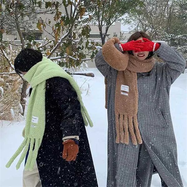 Schals 2023 Winter frauen Schal Verdicken Plüsch Schals für Weibliche Polar Fleece Warme Schal bandana pashmina Lange Quaste Q240111