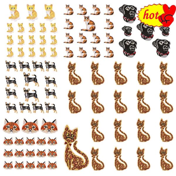 10 Stück Eisen auf Patches Lot für Kleidung Kinder bestickt Bulk Anime Pack Großhandel Designer kleine süße Nähen Hund Katzen Tiere Abzeichen