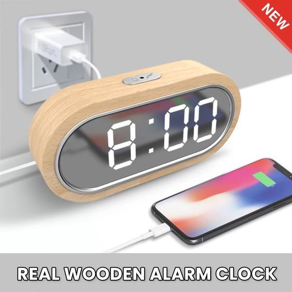 FanJu Orologio digitale Sveglia Snooze Termometro da tavolo Caricatore elettronico USB LED Orologio in legno Orologi da scrivania per soggiorno Alimentato AAA 240110