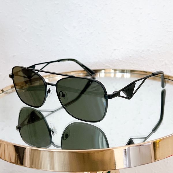 Óculos de sol femininos ao ar livre designer de moda óculos de sol homens múltiplas cores letras espelhadas óculos de sol de metal óculos de condução resistentes a UV ao ar livre6BF6