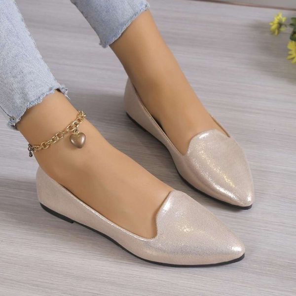 Scarpe eleganti 2024 Moda Slip on Mocassini Traspirante Stretch Balletto Appartamenti poco profondi Donna Fondo morbido Scarpe a punta da barca plus size 43