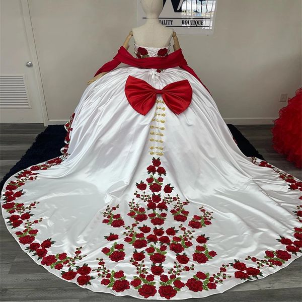 Белые атласные мексиканские красные розы с вышивкой Quinceanera платья Тюль многоярусное с бантом бальное платье на день рождения на шнуровке Sweet 16 Dresse
