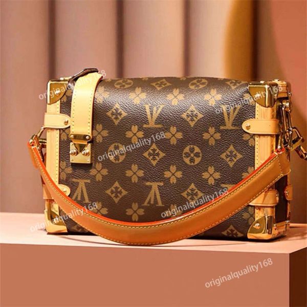 Tasarımcı Yan Bagaj Çantaları Gerçek Deri Retro Yıldızlı Yeni Elde Taşınan Yumuşak Kutu Çanta Aynı Stil Küçük Kare Çanta Tek Omuz Crossbody Under Extering Women's Bag