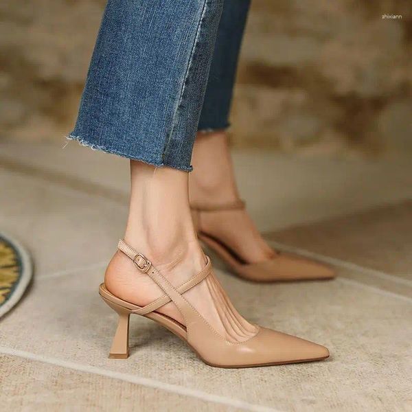 Sandali estivi 2024 scarpe a punta bianche décolleté con tacco alto calzature fibbie scarpe da donna beige per le donne H Corea Comfort vendita