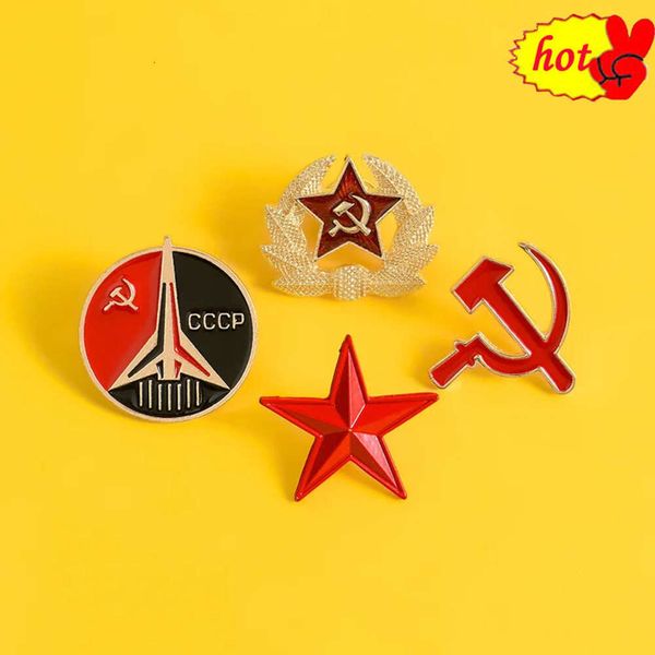 2024 Hot Revers Pins Cc Cp fünfzackigen Stern Emaille Pin Brosche Cartoon Frauen Männer Denim Jacken Revers Pins Rucksack Abzeichen Kinder Mode Schmuck Geschenk