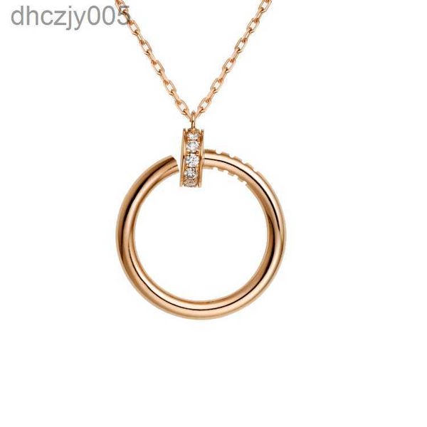 Collana di design di gioielli di moda di lusso Collane per unghie in platino in oro rosa per donna Diamanti pieni in acciaio inossidabile a catena lunga Regalo di anniversario B3046900 7S7P