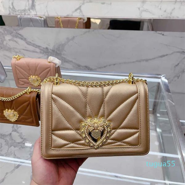 Çanta kadın deri omuz çantaları moda tasarımcı çanta kalp şeklinde dekorasyon cüzdan mini kare zincir crossbody çanta çanta