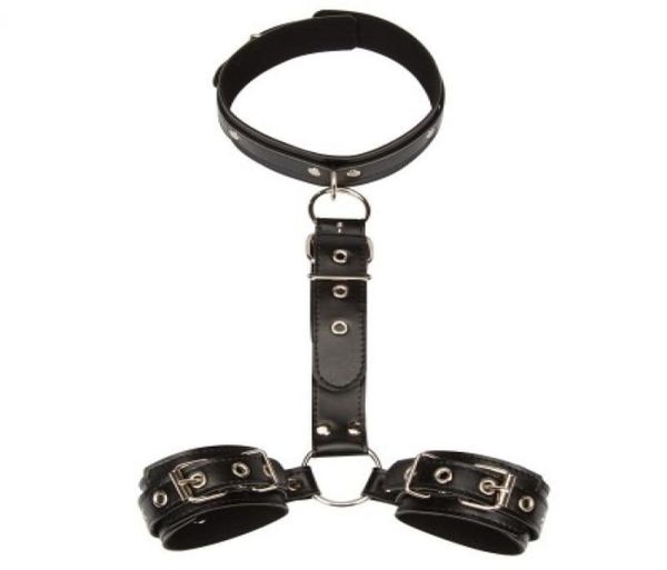 Populaire Fou Sexe Amusant Adulte Bondage Jouets En Cuir Collier De Cou Laisse BodyBack menottes Pour Les Couples Sex Toys SM T1911091671701