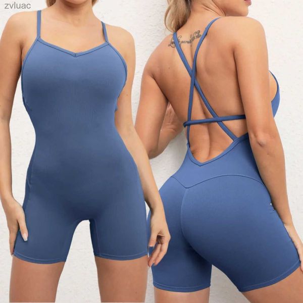 Yoga Outfit Yoga Outfit Donna Fitness One Piece Tuta Pantaloncini 2023 Athleisure Pad Backless Yoga Tuta Sport Outfit Palestra Abbigliamento da allenamento per le donne YQ240115