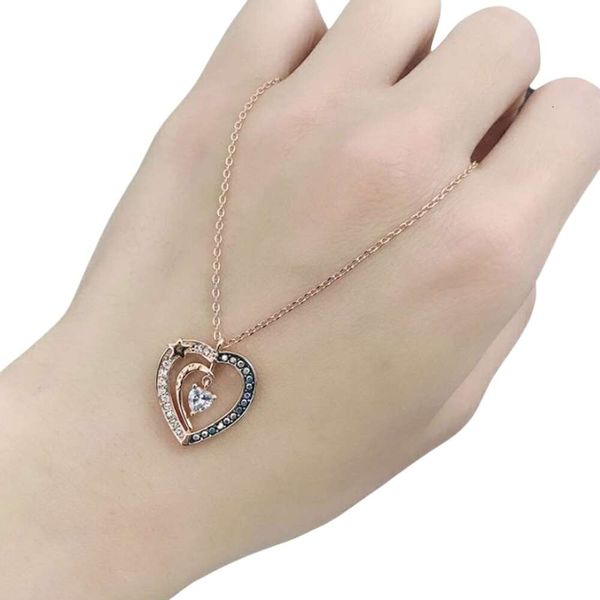 Swarovskis Necklace Designer Women Collane a pendente di alta qualità Night Night Honey Talk Heart Necklace Female Element Crystal Heart Chain Female Femmina femmina