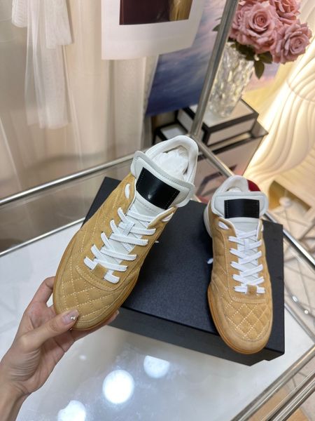 ss24 Heißer Verkauf Sneakers mit farbblockierenden Elementen Kleidschuhe aus Baumwollsamtstoff für Panda Größe 35-40