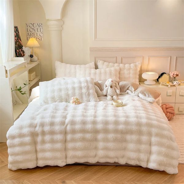 Japonês simples cor sólida luxo conjunto de cama inverno pelúcia quente capa edredão folha e fronha 4pcs rainha roupa conjunto 240111