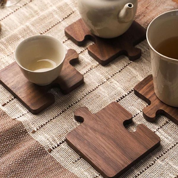 Tappetini da tavolo Sottobicchieri creativi di design puzzle in legno Caffè Tazza da tè Tappetino resistente al calore Tovagliette per la casa Accessori per la tavola