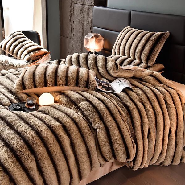 Conjunto de cama de luxo de veludo de pele de coelho falso conjunto de cama fuzzy marrom listra de pelúcia shaggy quente conjunto de capa de edredão fronhas de folha 4pcs 240111