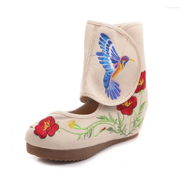 Sapatos de vestido estilo antigo chinês primavera / outono e inverno botas bordadas lona salto alto cunhas internas aumentadas