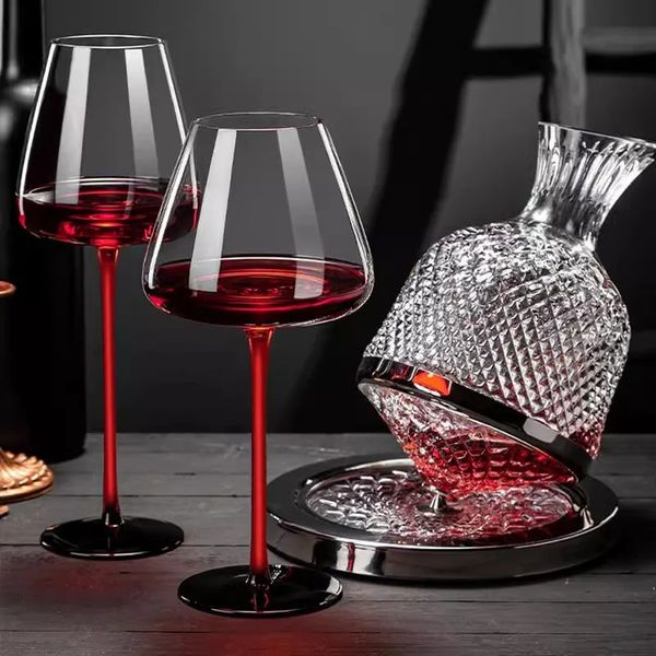 1500mlIl decanter per vino rosso di fascia alta è realizzato in materiale di cristallo di vetro e ruota di 360 gradi per accelerare la velocità di decantazione 240111