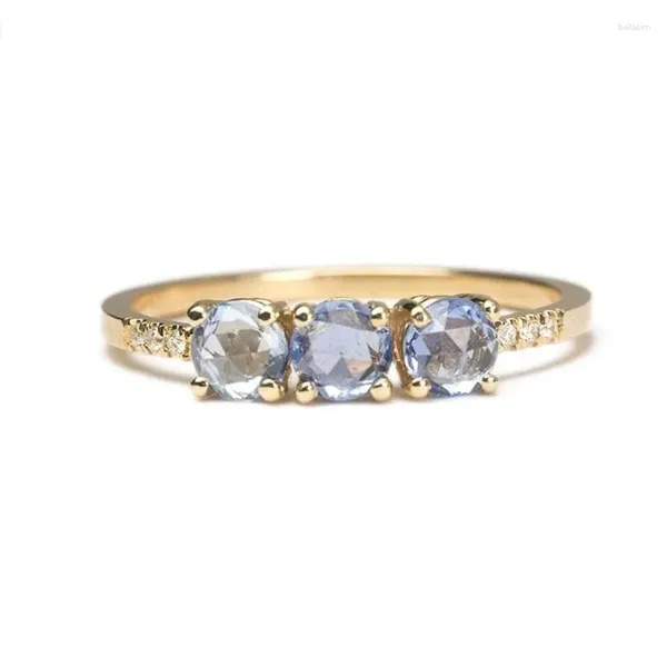 Anelli a grappolo Anello vintage con zirconi blu chiaro per donne che frequentano matrimoni gioielli estetici di moda geometrica in oro placcato in rame