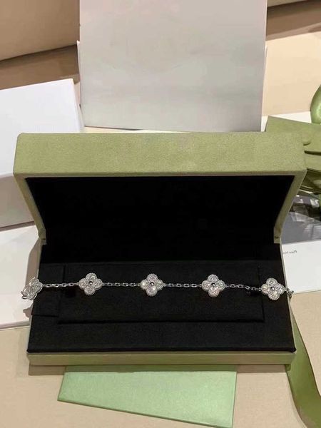 Luxe v marque trèfle designer charme bracelets pour femme or 18 carats blanc rouge bleu nacre 4 feuilles brillant cristal diamant amour 3WBL